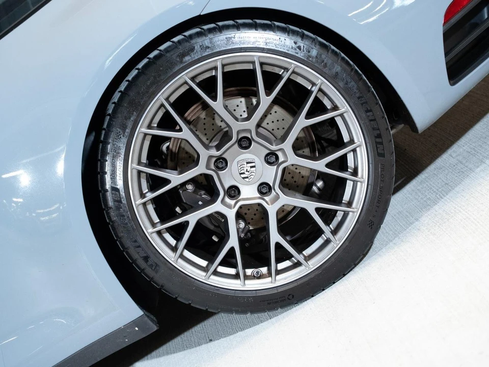 2024 Porsche 992 Carrera - Image 12 of 28