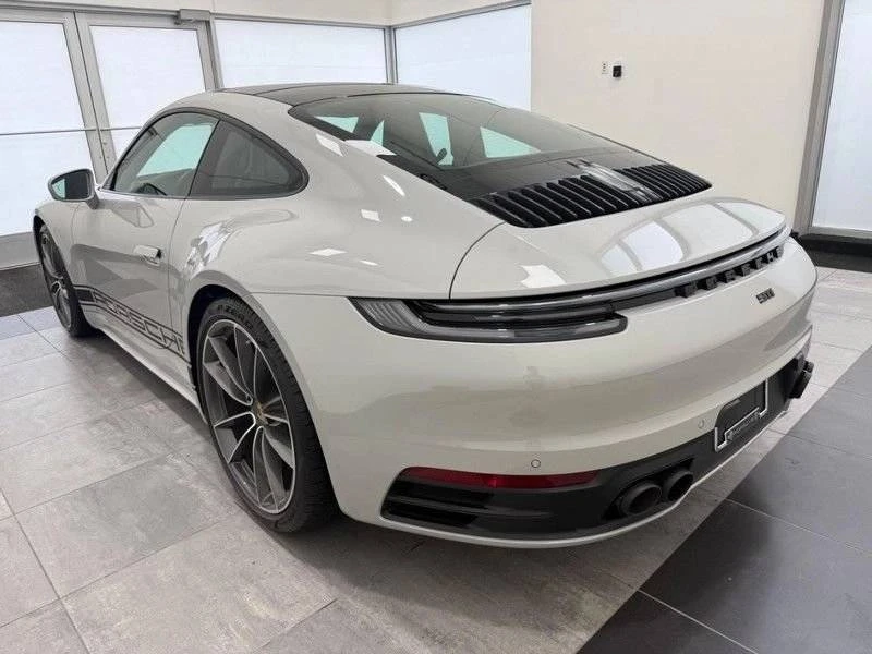 2024 Porsche 992 Carrera - Image 3 of 4