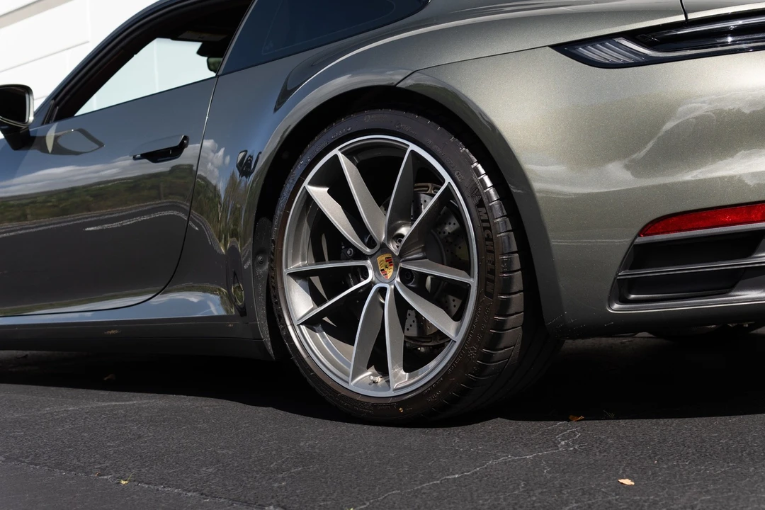 2024 Porsche 992 Carrera - Image 20 of 21
