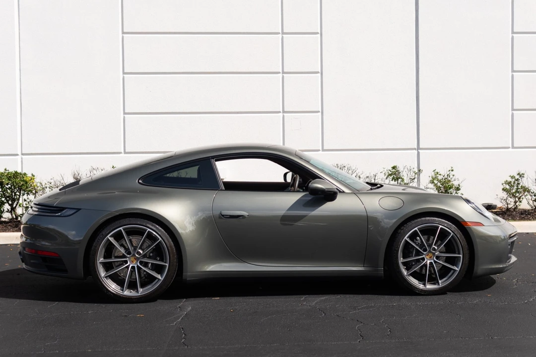 2024 Porsche 992 Carrera - Image 9 of 21