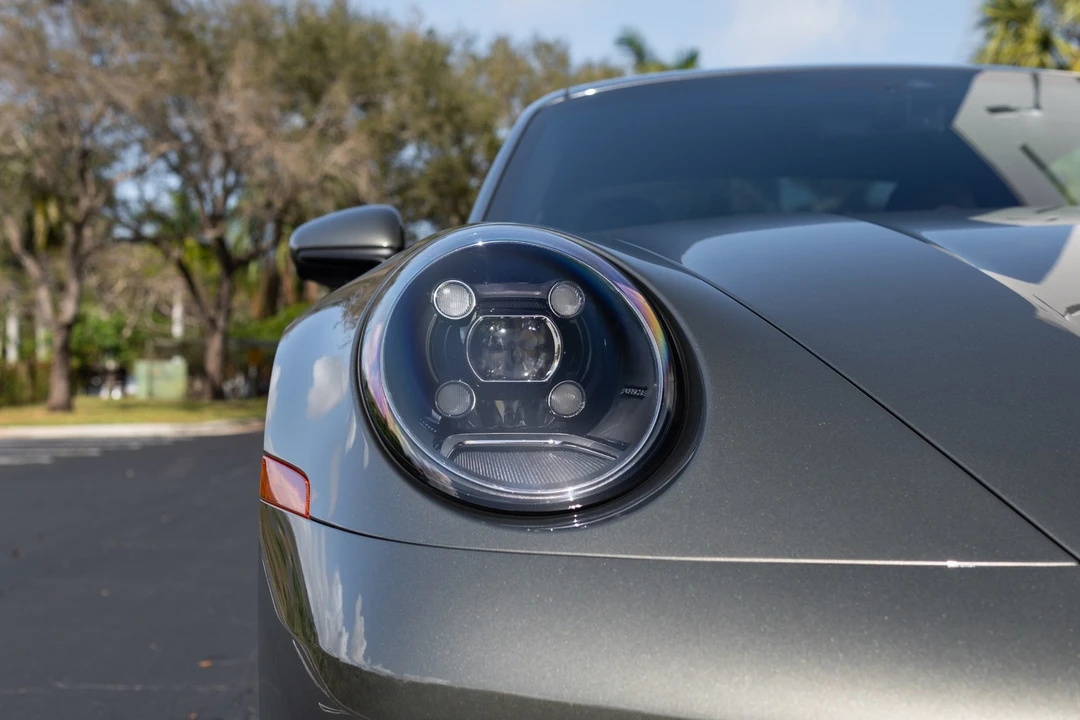 2024 Porsche 992 Carrera - Image 7 of 21