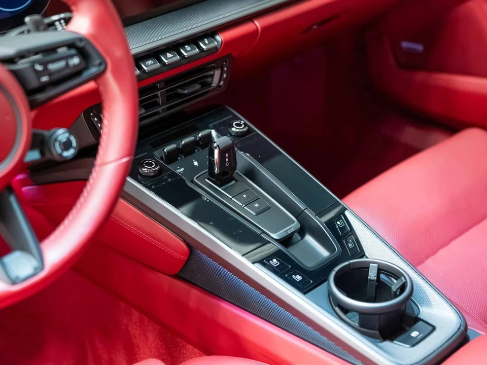 2024 Porsche 992 Carrera - Image 4 of 4