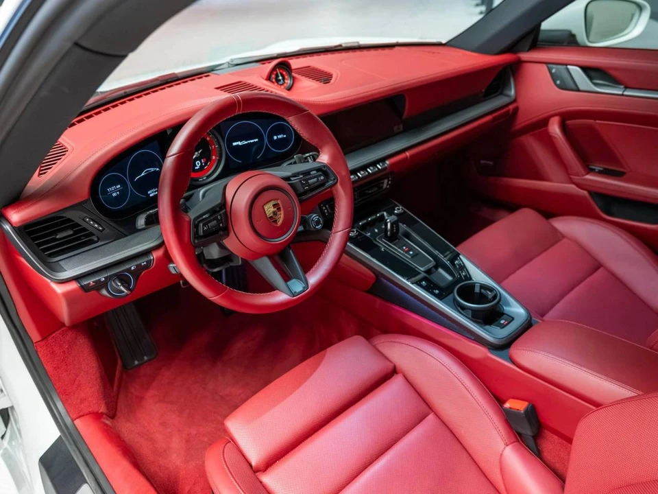 2024 Porsche 992 Carrera - Image 3 of 4