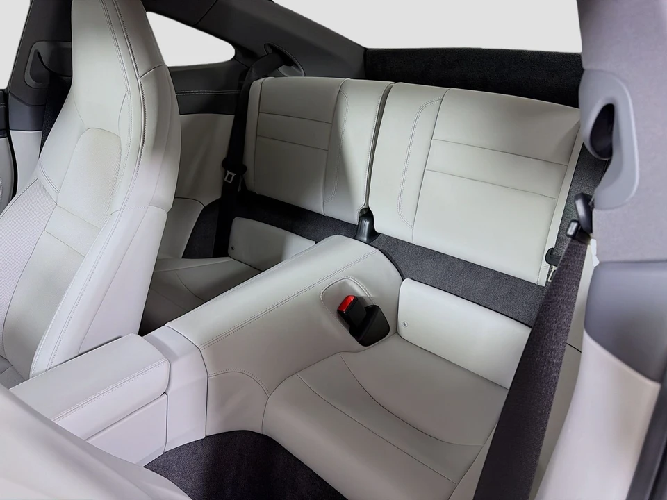 2024 Porsche 992 Carrera - Image 26 of 31