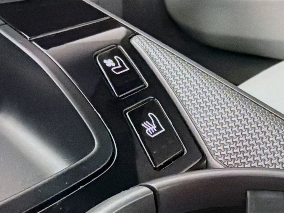 2024 Porsche 992 Carrera - Image 24 of 31