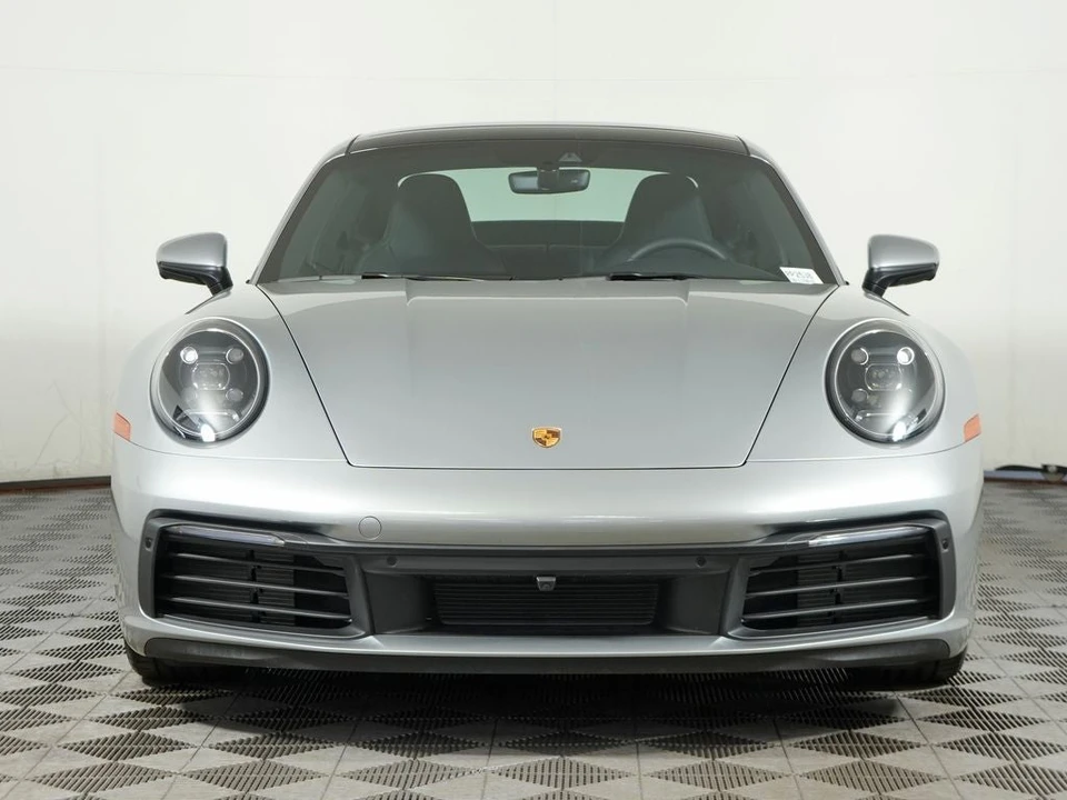 2024 Porsche 992 Carrera - Image 10 of 31