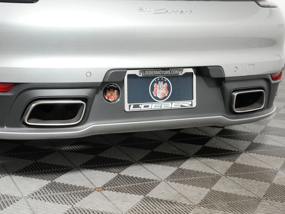 2024 Porsche 992 Carrera - Image 15 of 31
