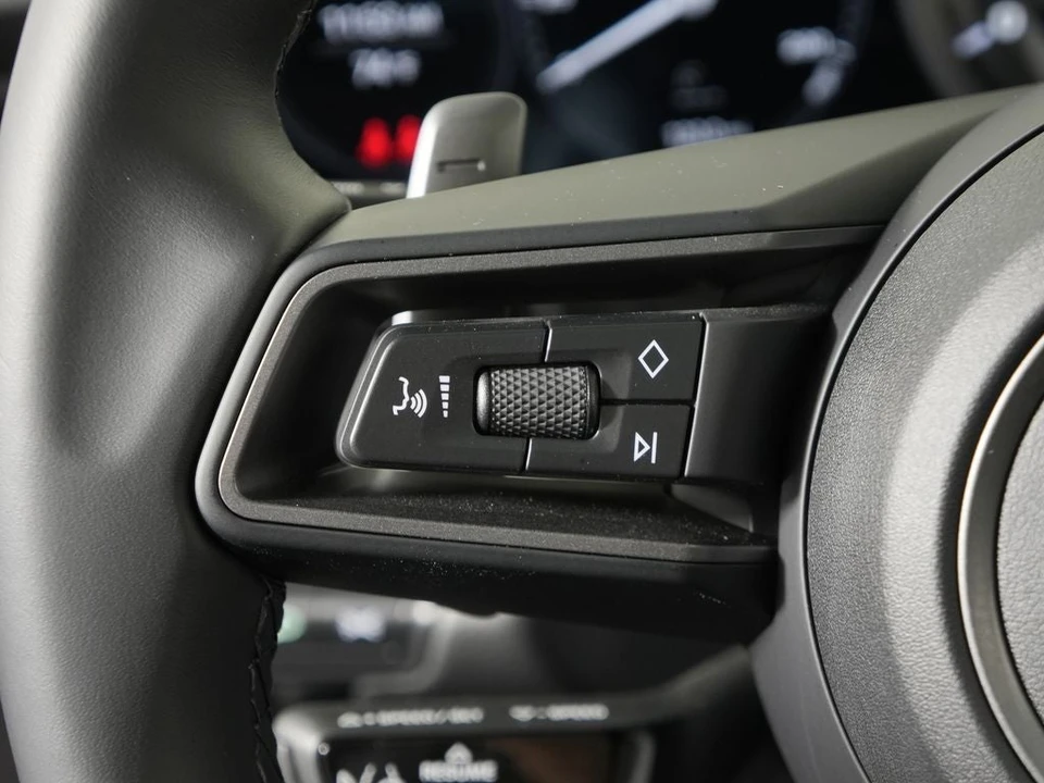 2024 Porsche 992 Carrera - Image 29 of 31