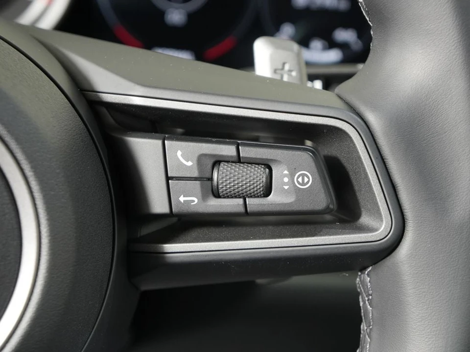 2024 Porsche 992 Carrera - Image 30 of 31