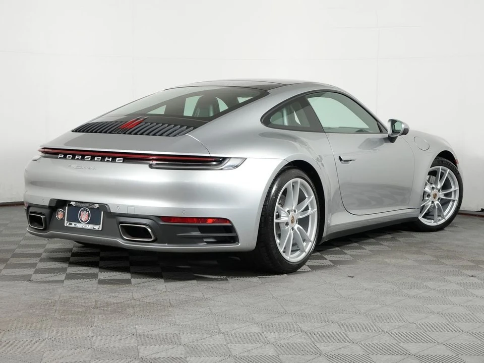 2024 Porsche 992 Carrera - Image 7 of 31