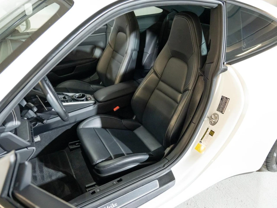 2024 Porsche 992 Carrera - Image 6 of 26