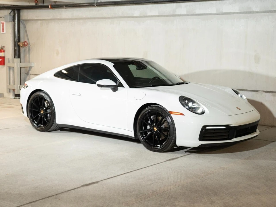 2024 Porsche 992 Carrera - Image 8 of 26