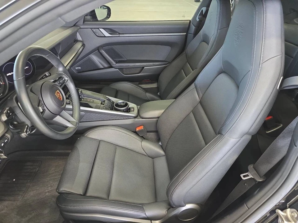 2024 Porsche 992 Carrera - Image 3 of 4