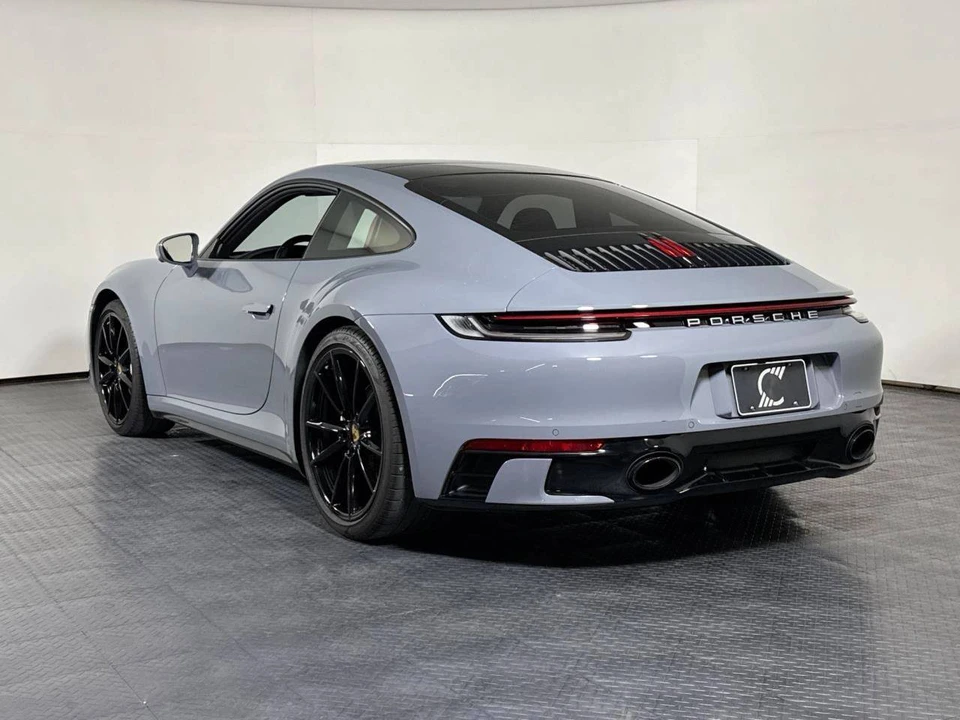 2024 Porsche 992 Carrera - Image 3 of 4