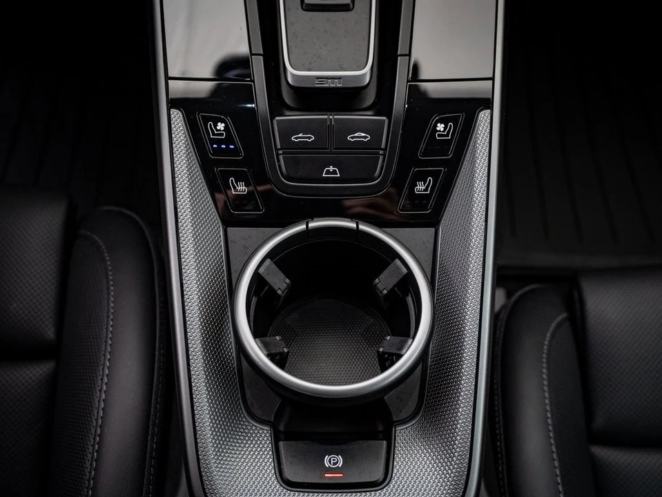 2024 Porsche 992 Carrera - Image 6 of 21