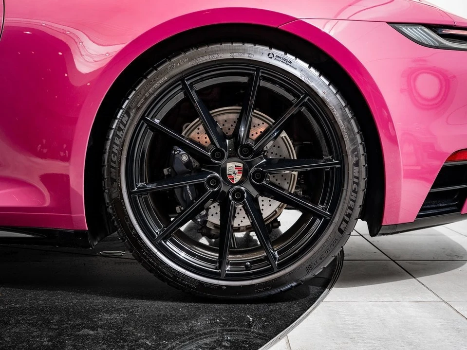 2024 Porsche 992 Carrera - Image 12 of 21