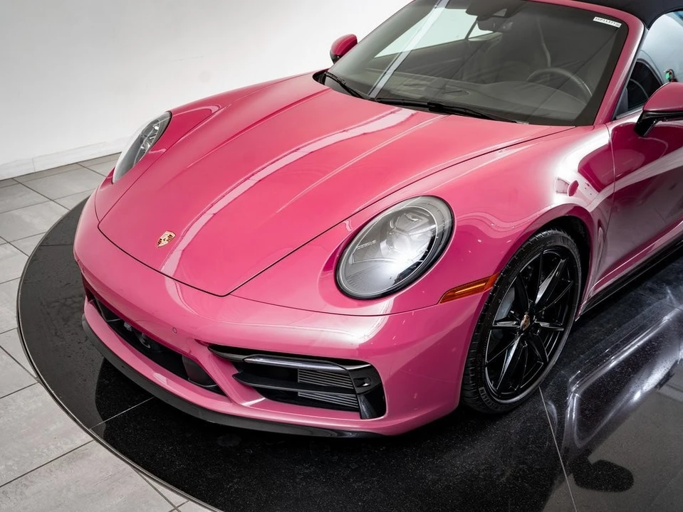 2024 Porsche 992 Carrera - Image 13 of 21