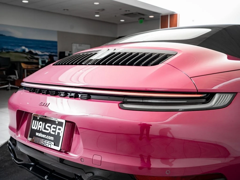 2024 Porsche 992 Carrera - Image 19 of 21