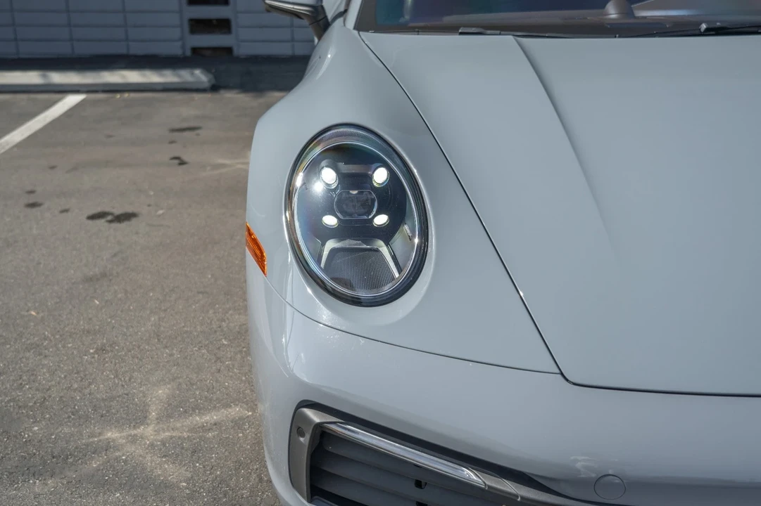 2024 Porsche 992 Carrera - Image 13 of 21