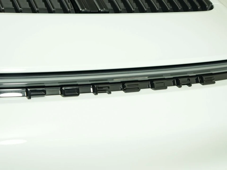 2024 Porsche 911 - Image 18 of 31