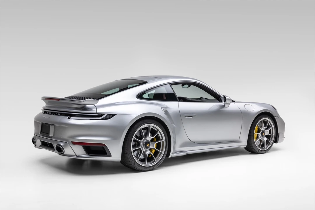 2024 Porsche 911 - Image 9 of 31