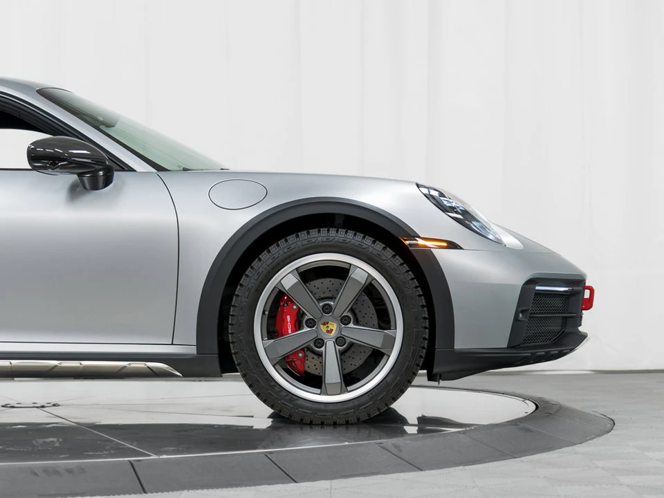 2024 Porsche 992 Dakar - Image 11 of 31