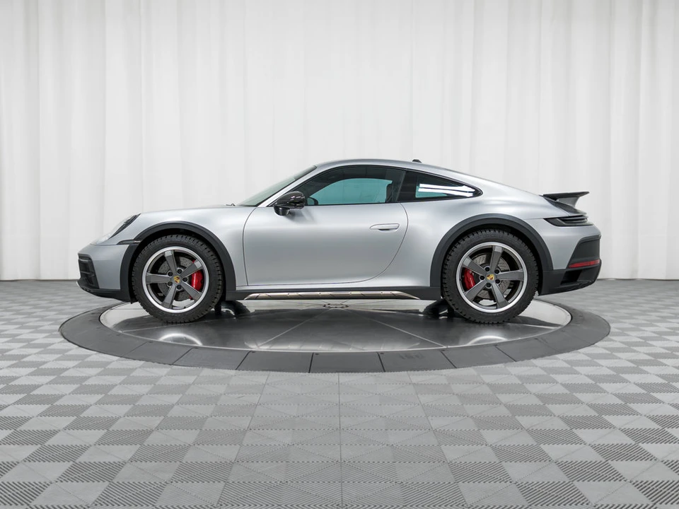2024 Porsche 992 Dakar - Image 2 of 31