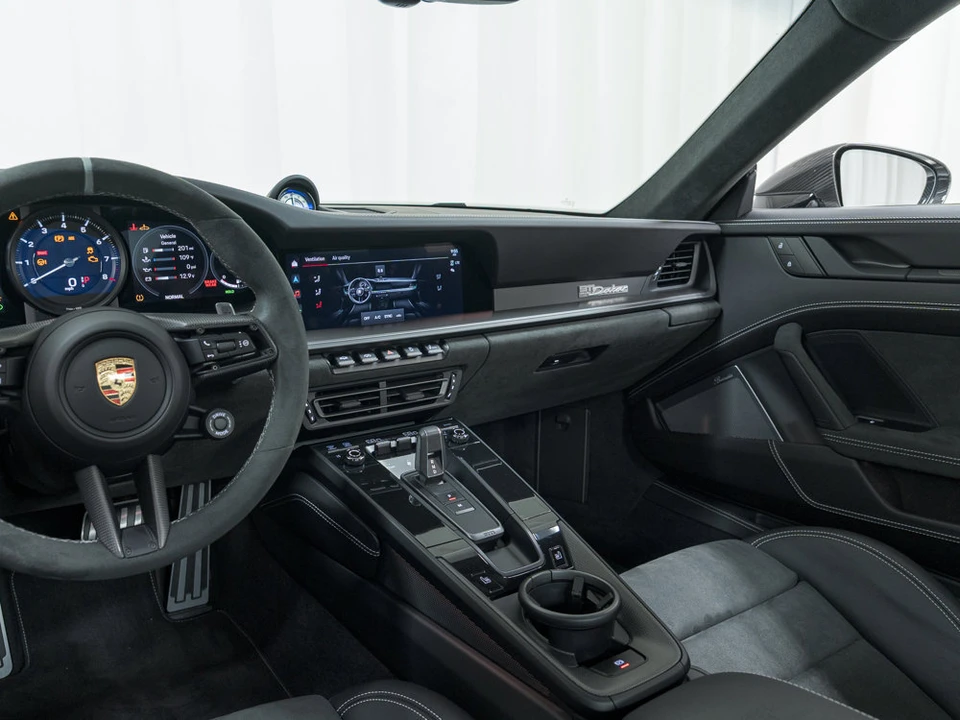 2024 Porsche 992 Dakar - Image 23 of 31