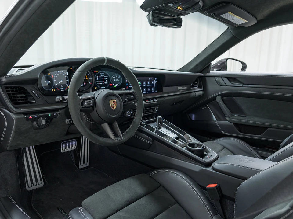 2024 Porsche 992 Dakar - Image 4 of 31