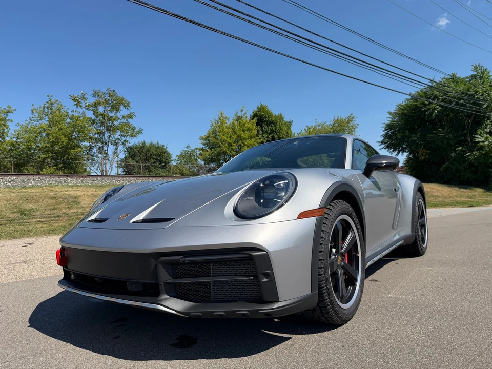 2024 Porsche 992 Dakar - Image 8 of 25