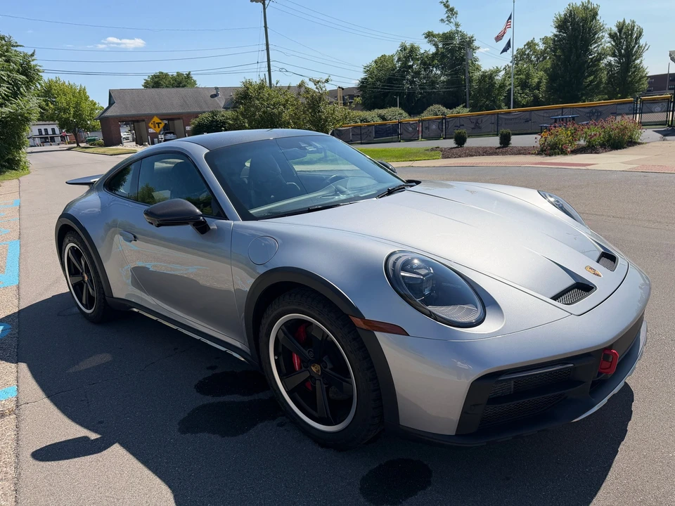 2024 Porsche 992 Dakar - Image 19 of 25