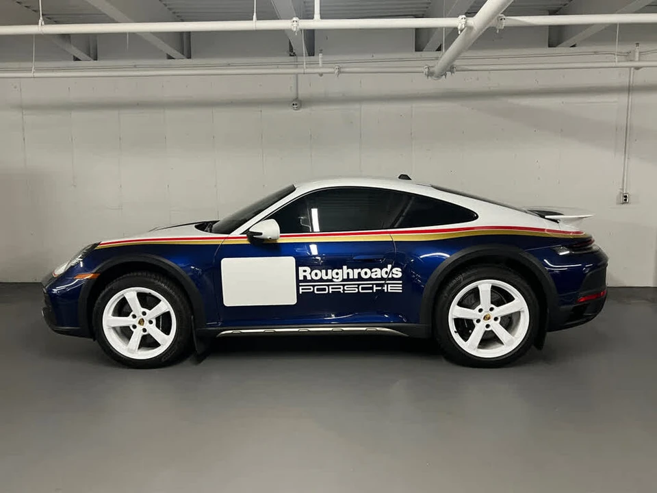 2024 Porsche 992 Dakar - Image 2 of 31