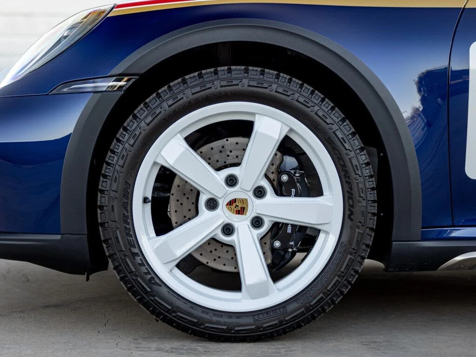 2024 Porsche 992 Dakar - Image 31 of 31