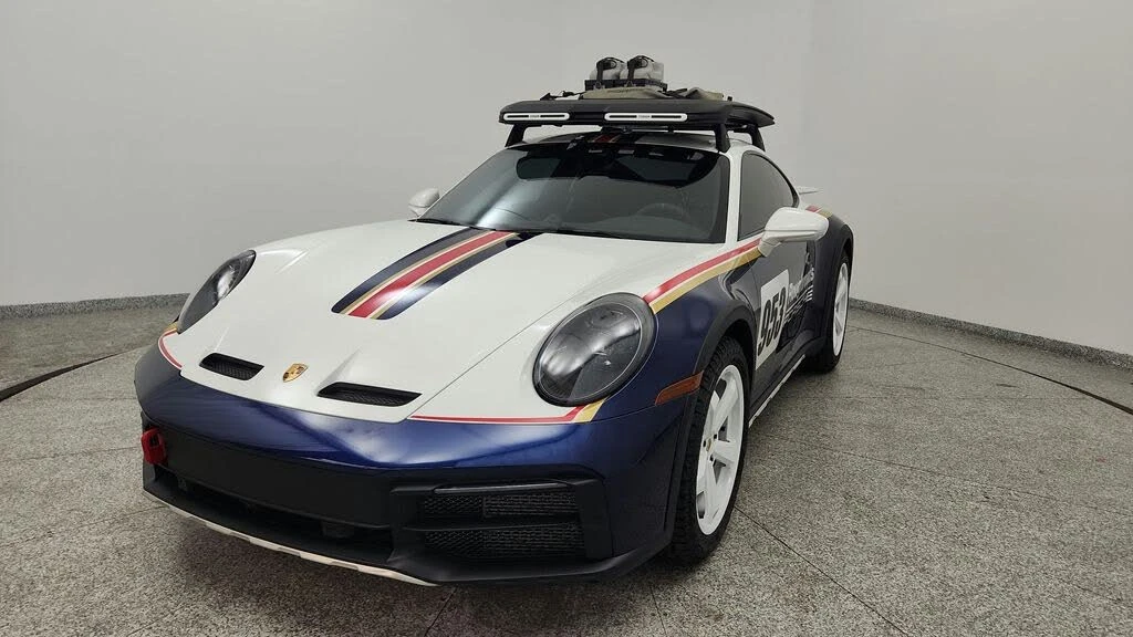 2024 Porsche 992 Dakar - Image 15 of 31