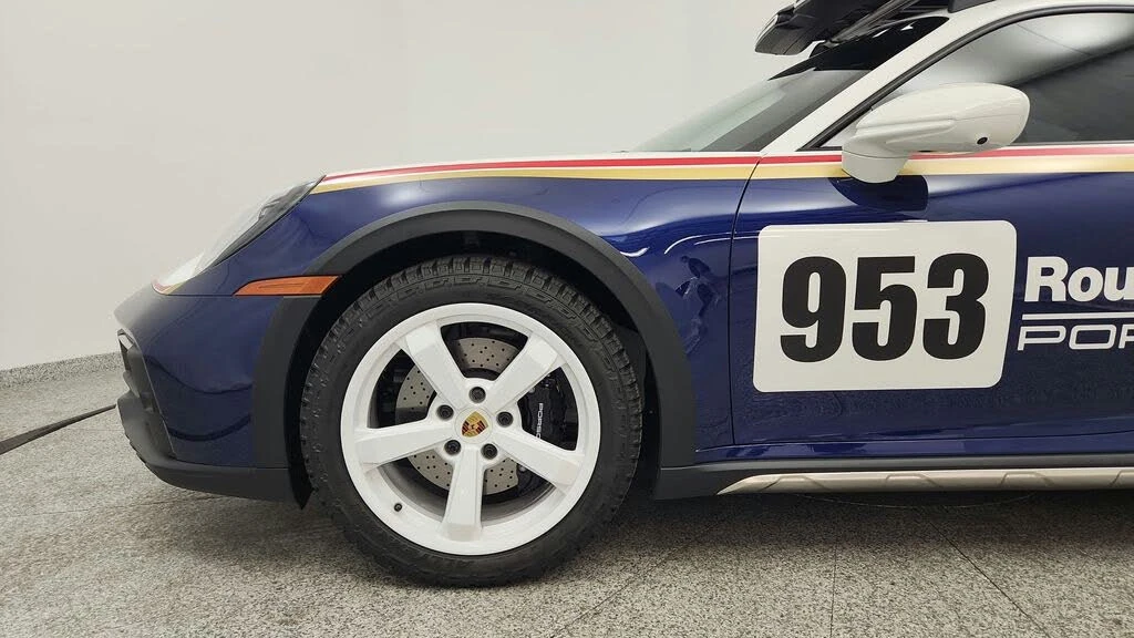 2024 Porsche 992 Dakar - Image 16 of 31