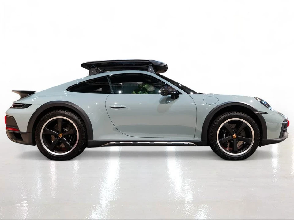 2024 Porsche 992 Dakar - Image 9 of 31