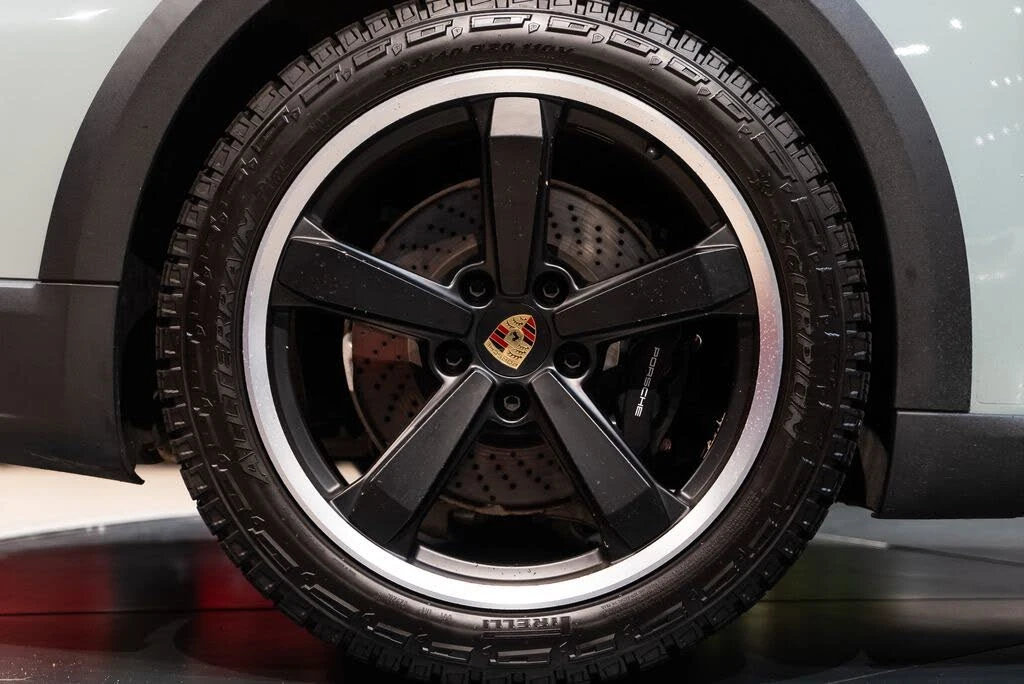 2024 Porsche 992 Dakar - Image 14 of 31