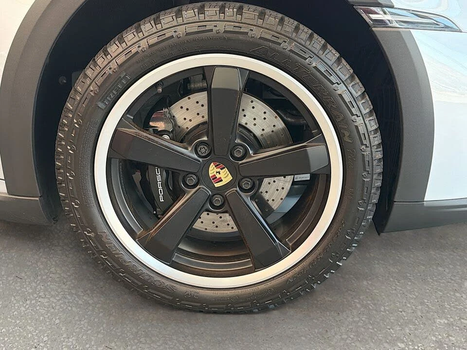 2024 Porsche 992 Dakar - Image 31 of 31