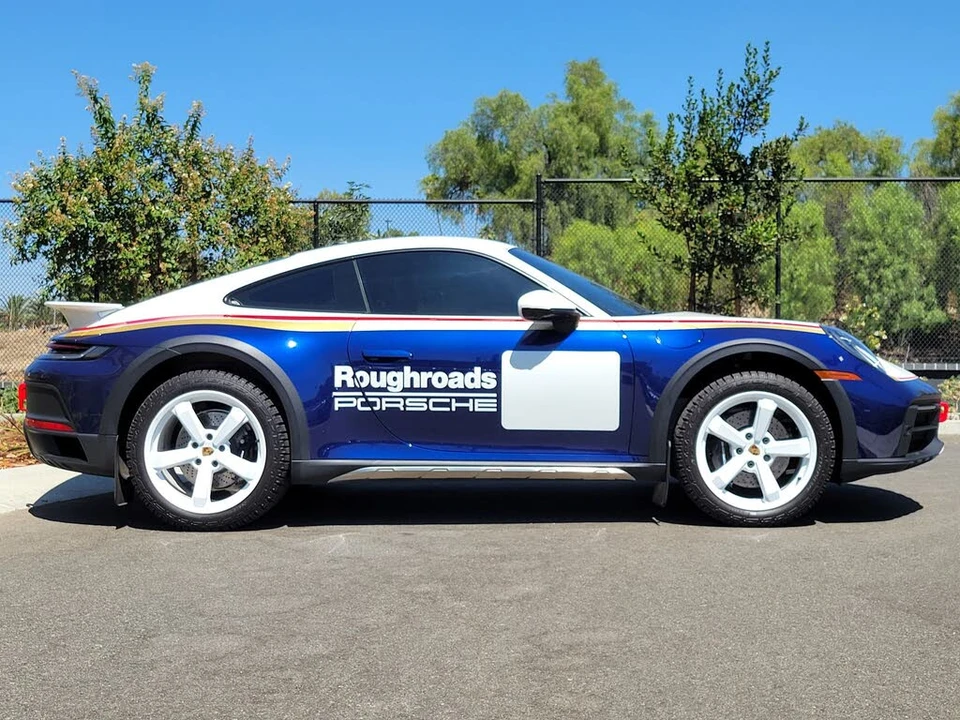 2024 Porsche 992 Dakar - Image 8 of 31