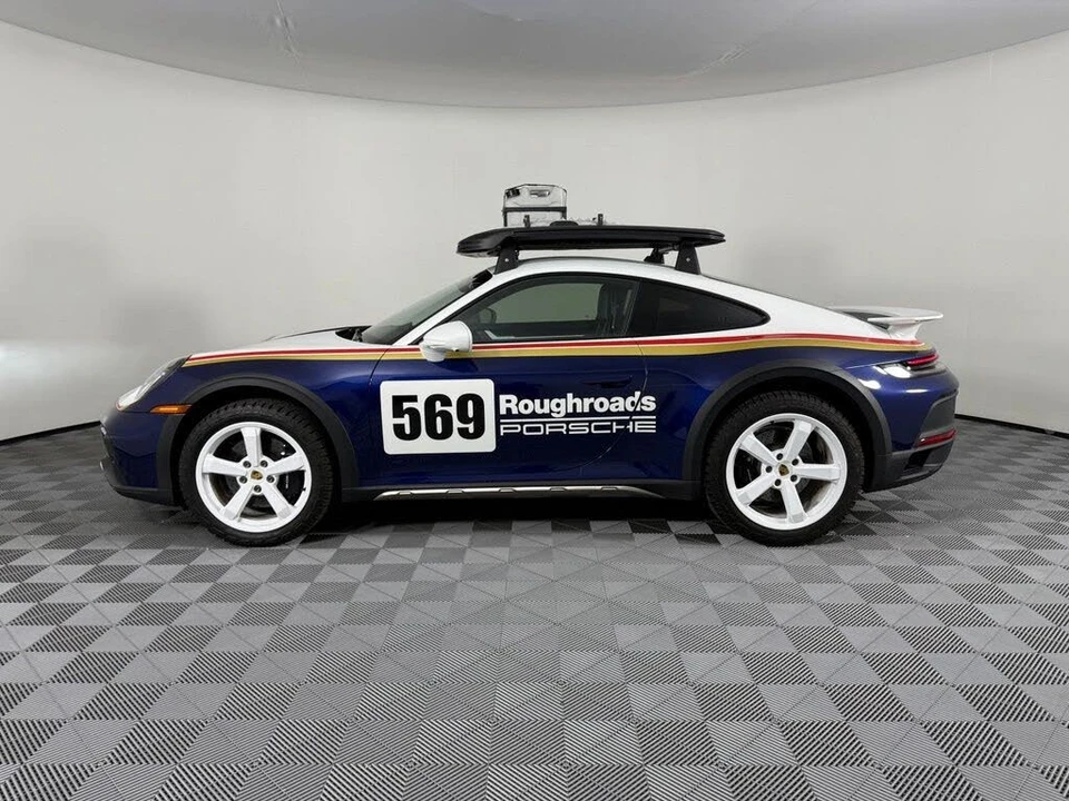 2024 Porsche 992 Dakar - Image 2 of 7