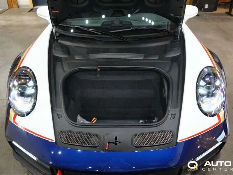 2024 Porsche 992 Dakar - Image 12 of 31