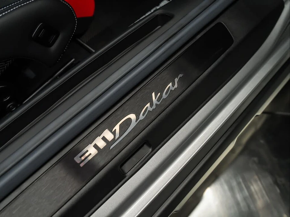 2024 Porsche 992 Dakar - Image 21 of 31
