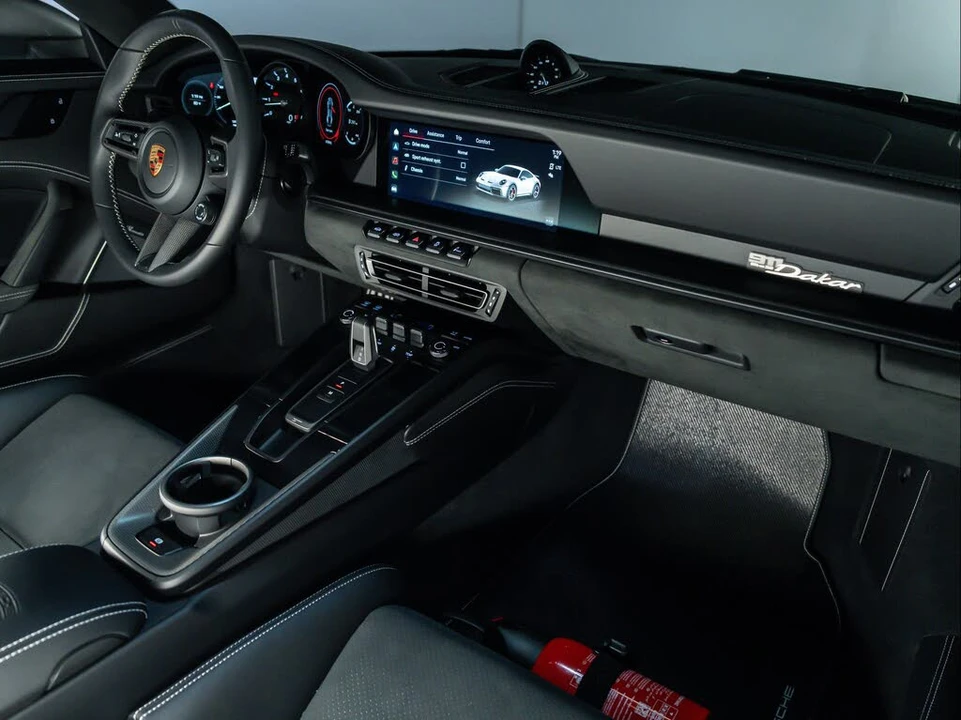 2024 Porsche 992 Dakar - Image 30 of 31