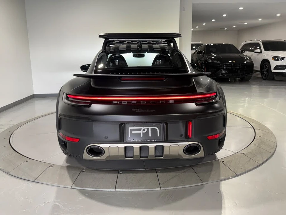 2024 Porsche 992 Dakar - Image 23 of 31