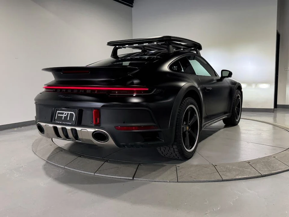 2024 Porsche 992 Dakar - Image 17 of 31
