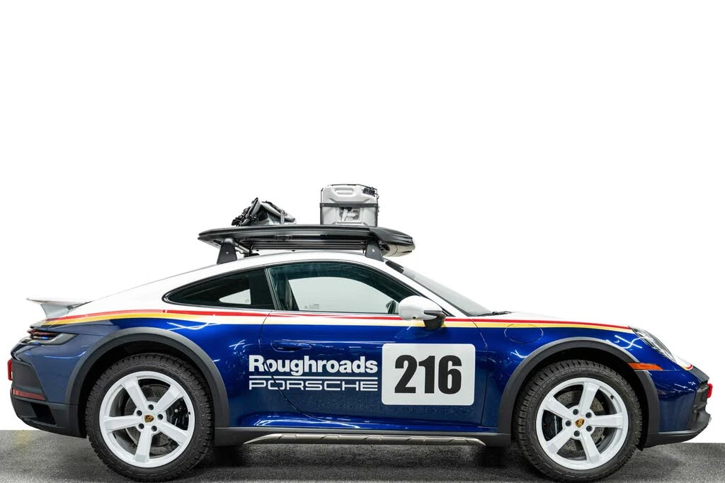 2024 Porsche 992 Dakar - Image 2 of 31