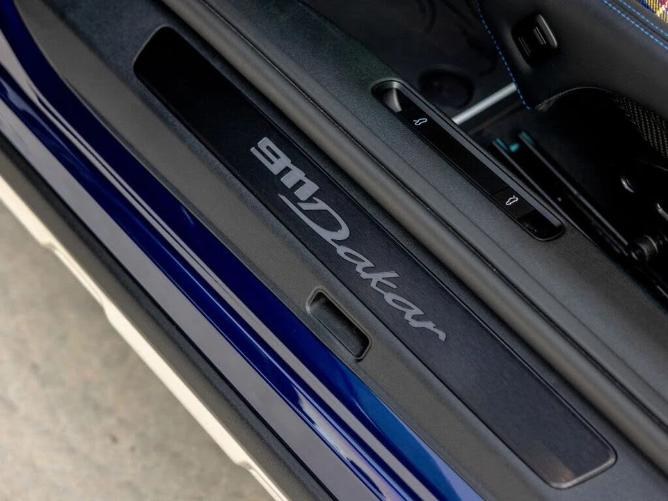 2024 Porsche 992 Dakar - Image 19 of 31