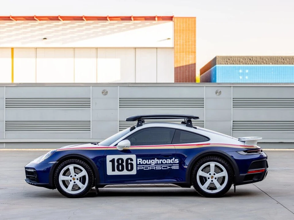 2024 Porsche 992 Dakar - Image 5 of 31