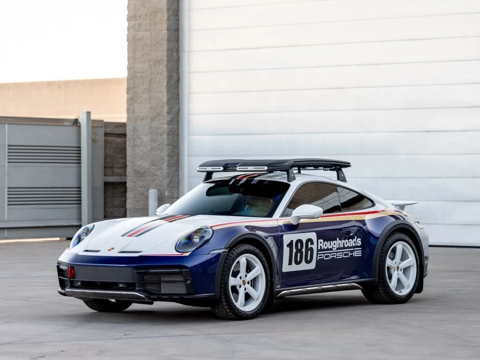 2024 Porsche 992 Dakar - Image 4 of 31