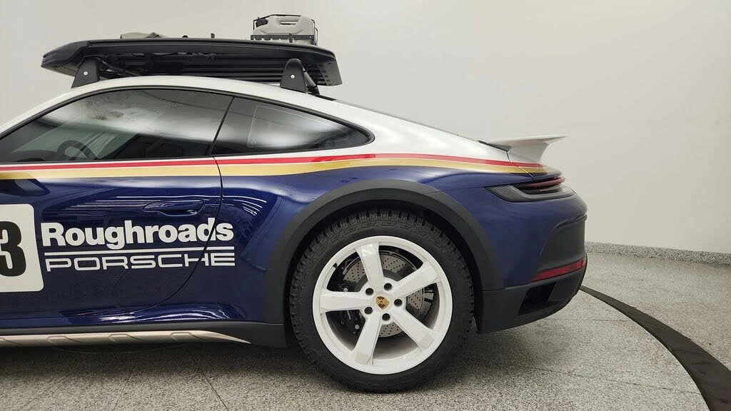 2024 Porsche 992 Dakar - Image 17 of 31